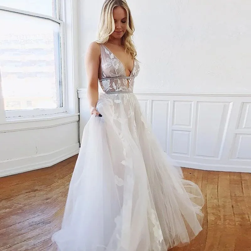 A Line Deep V-Neck Backless White Tulle Prom Dress With Appliques PFP1578