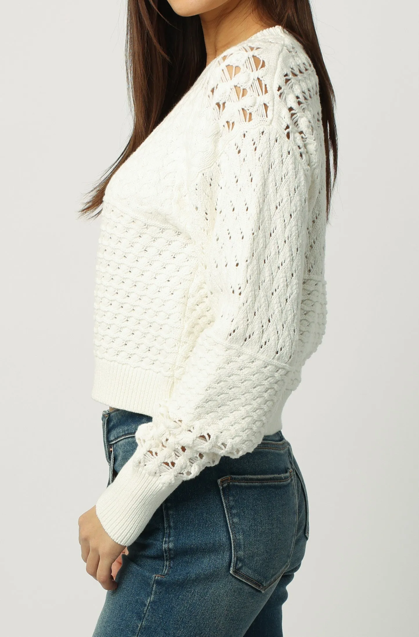 ABIGAIL CROPPED LONG SLEEVE SWEATER SOFT CREAM