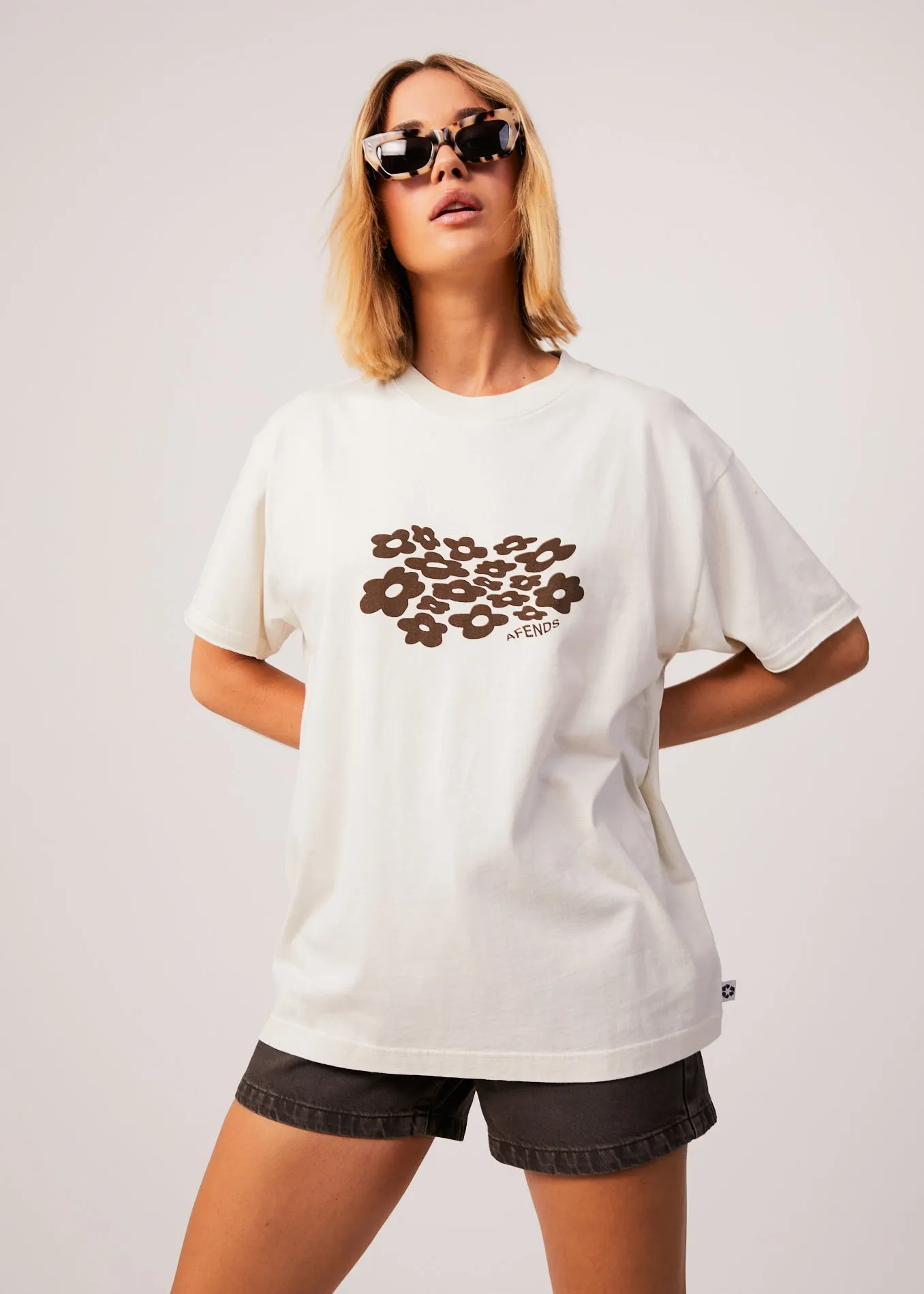 AFENDS Womens Digital Holiday - Oversized Floral T-Shirt - Off White