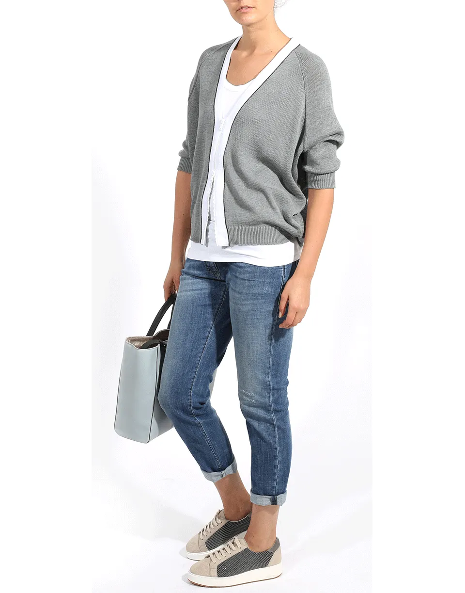 Distressed Boyfriend Jeans