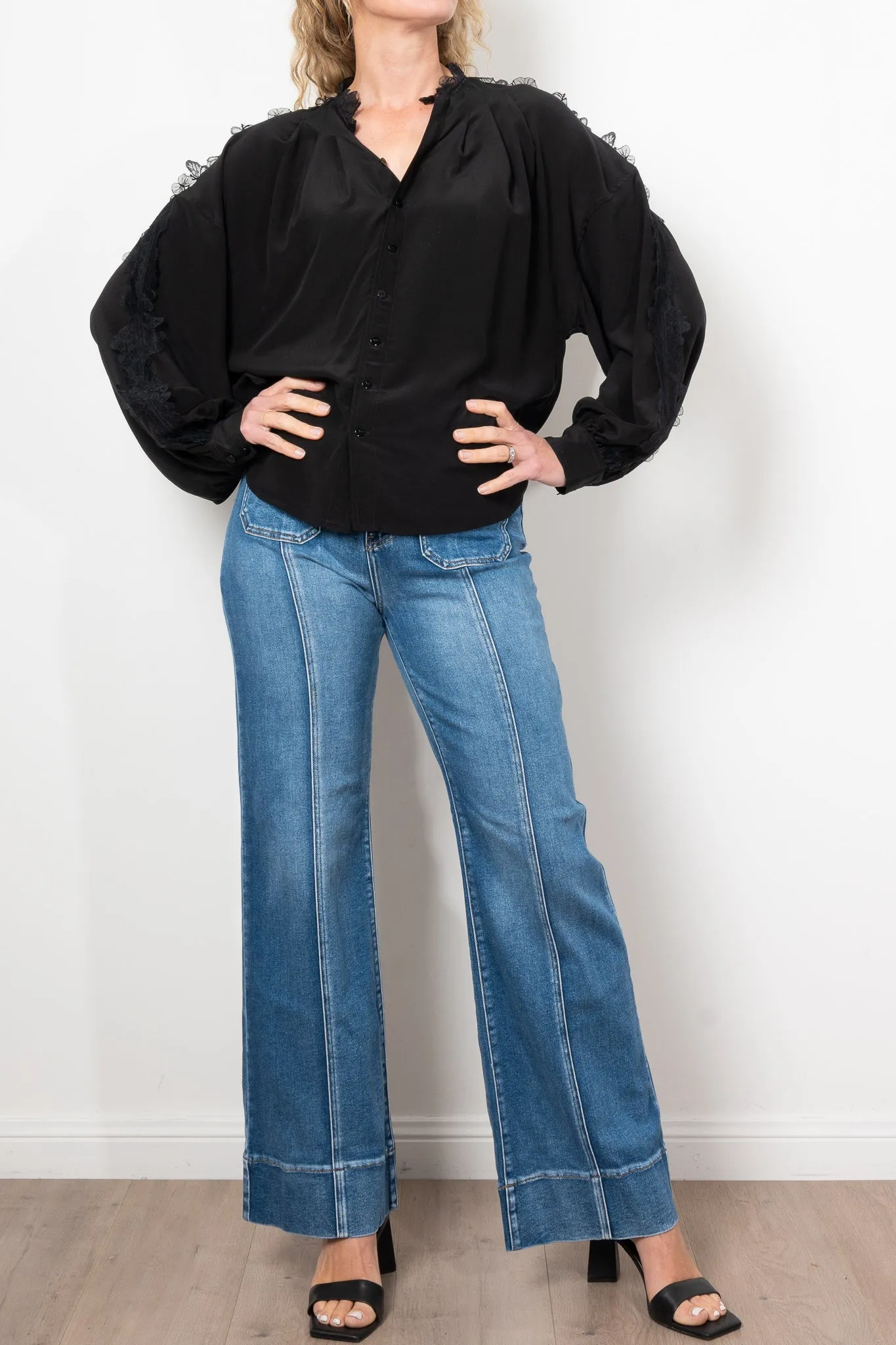 M.A. Dainty Camilla Shirt
