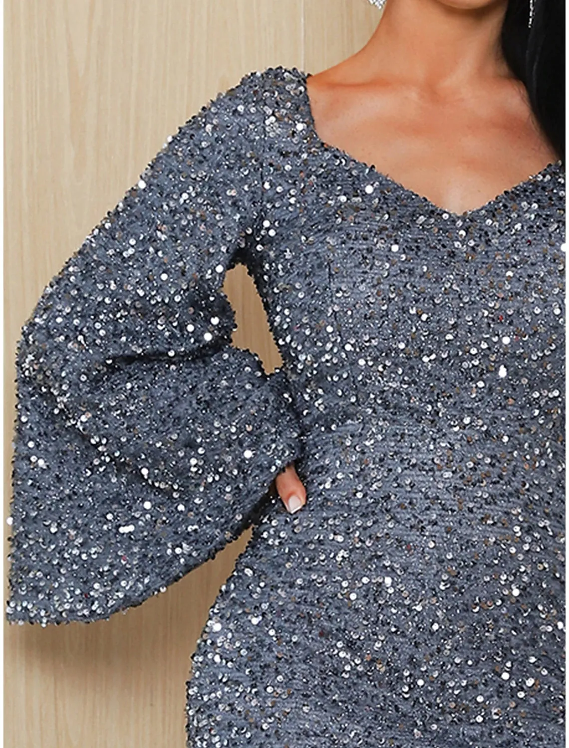 Mermaid / Trumpet Evening Gown Sparkle & Shine Dress Formal Fall Sweep / Brush Train Long Sleeve V Neck Sequined with Glitter Ruched
