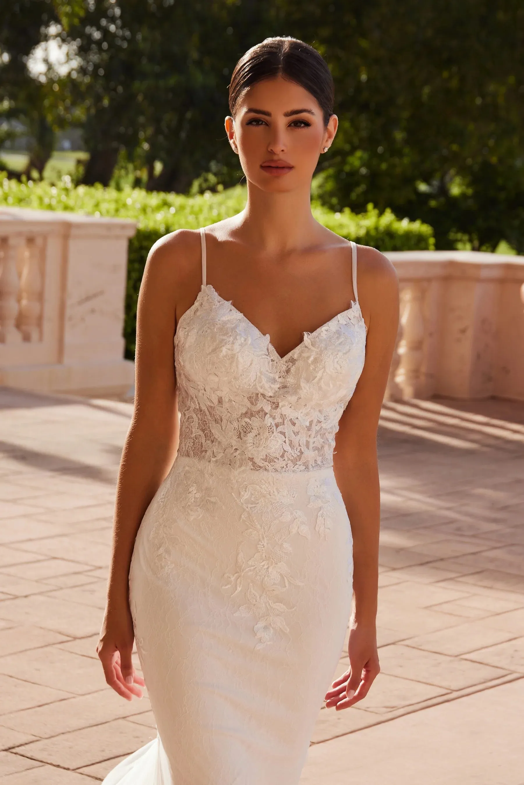 NOX ANABEL JW239 Fitted V-Neck Applique Bridal Gown
