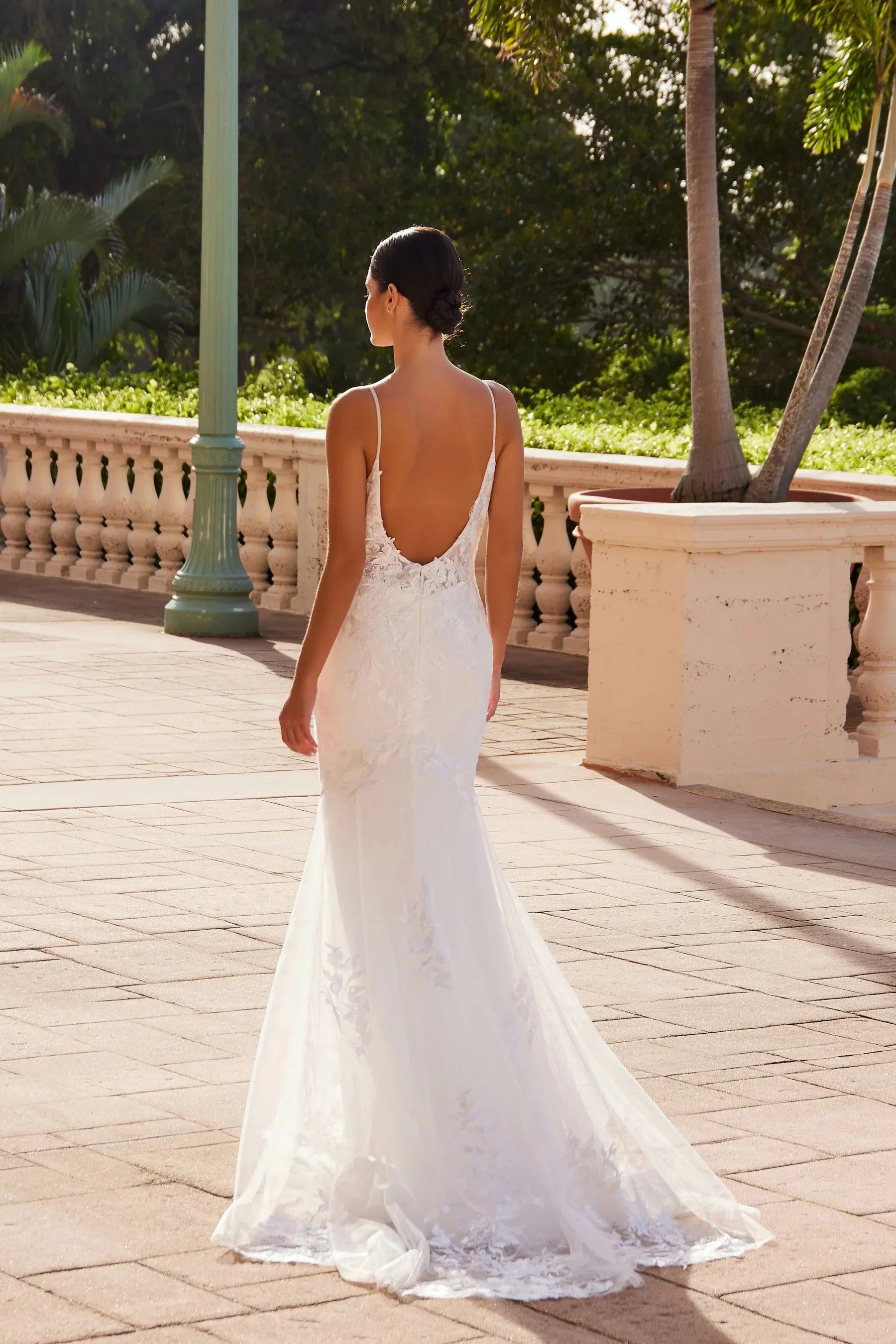NOX ANABEL JW239 Fitted V-Neck Applique Bridal Gown