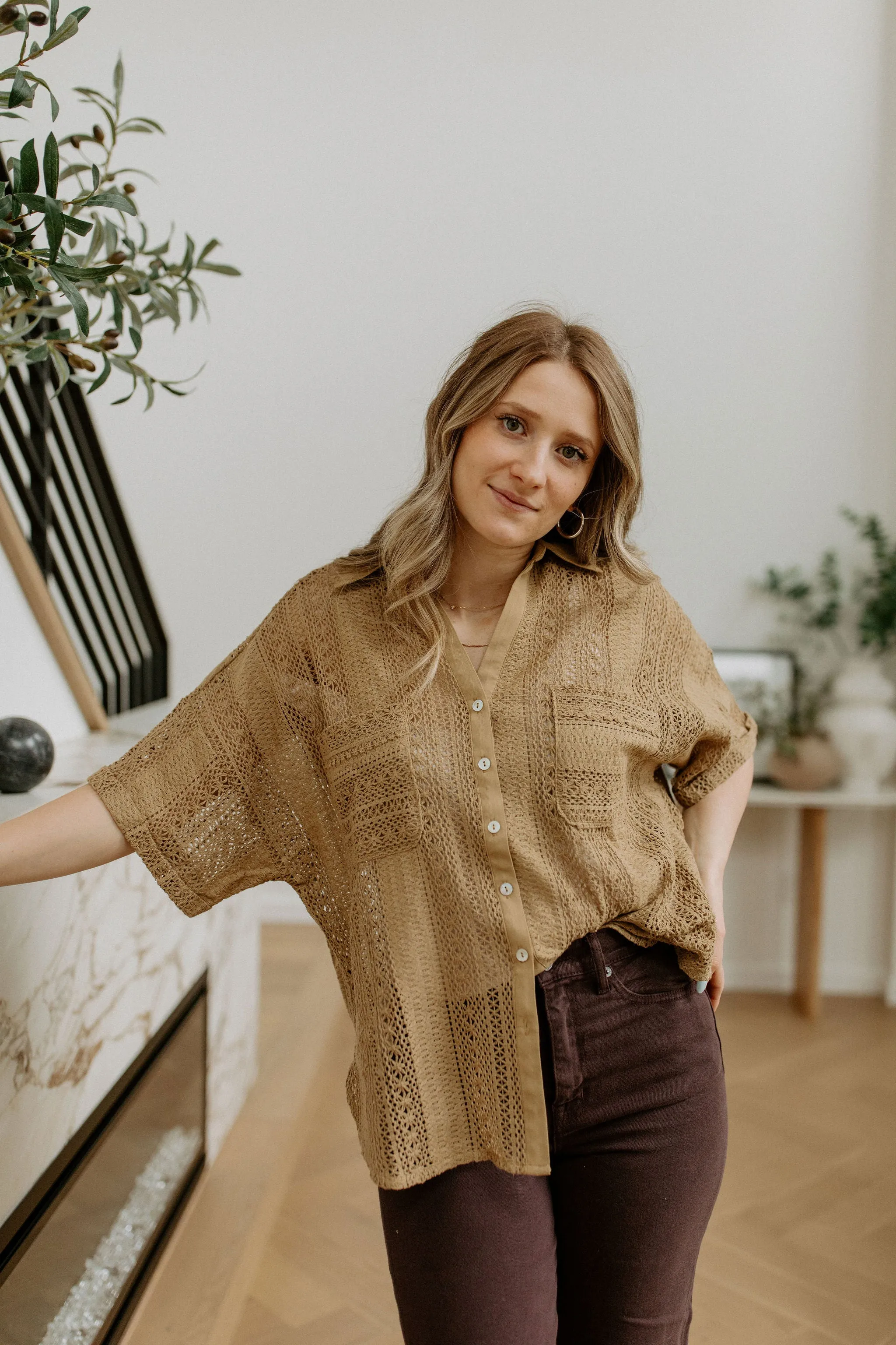 The Cavalleri Short Sleeve Crochet Button Down - Olive Brown