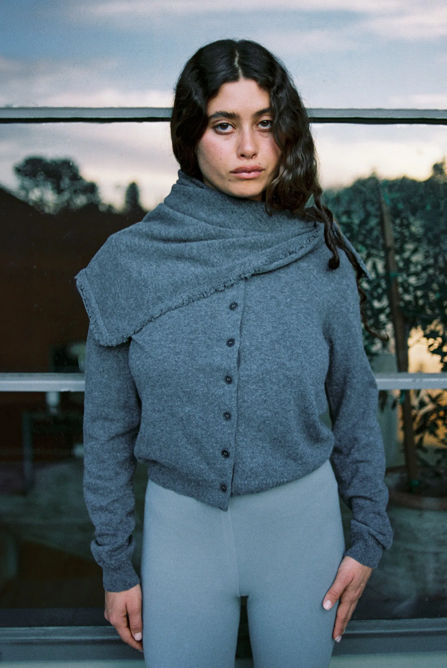Tricot x Gil Rodriguez Cashmere Cardigan - Charcoal