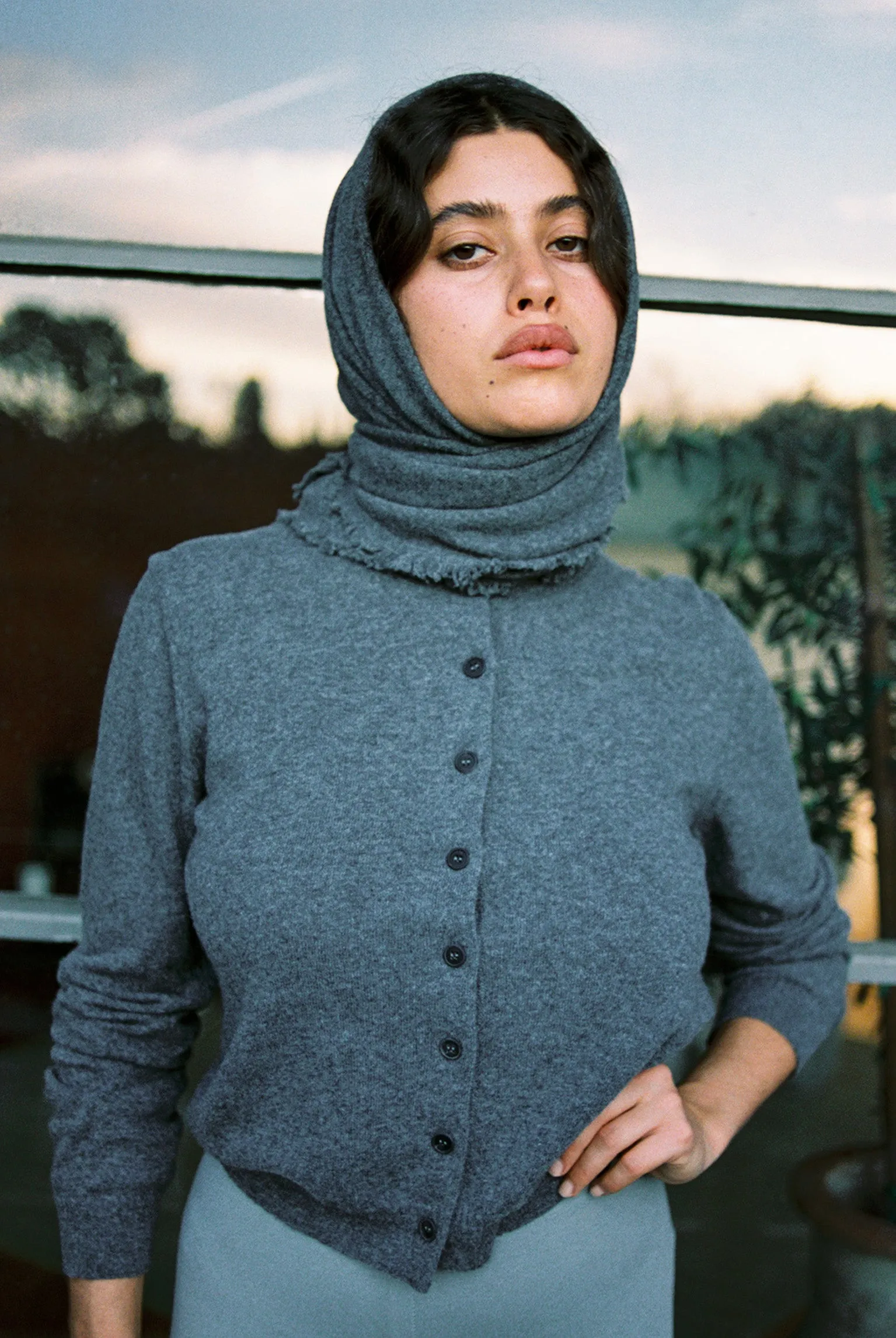 Tricot x Gil Rodriguez Cashmere Cardigan - Charcoal